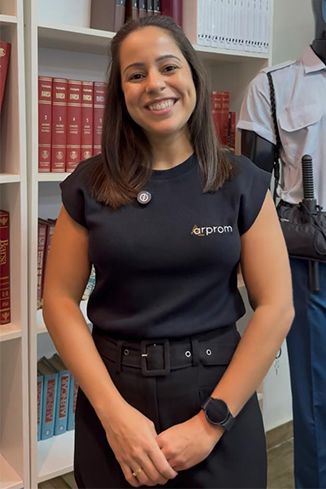 Stephanie, Administrativo da Arprom